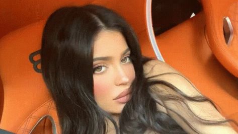 Kylie Jenner Naughty GIF - Kylie Jenner Naughty Seductive - Discover & Share GIFs Kylie Jenner Gif, Pretty Gif, Ladies Video, Kyle Jenner, Cute Panda Wallpaper, Kylie Kristen Jenner, King Kylie, Beautiful Views Video, Aesthetic Gif