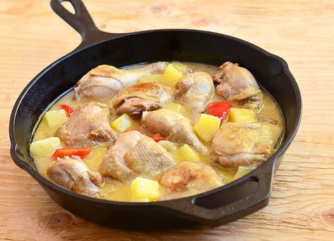 Pininyahang Manok is a delicious chicken stew delicately-flavored with cream and pineapples Pininyahang Manok Recipe Panlasang Pinoy, Pininyahang Manok Recipe, Pininyahang Manok, Siomai Recipe, Chicken Recipes Filipino, Pilipino Recipe, Family Dinner Planning, Hunger Control, Pinoy Dishes