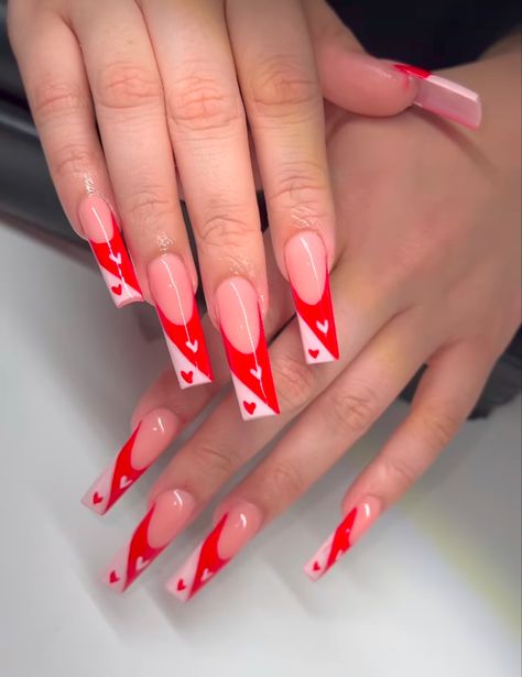 French Tip Valentines Day Nails Coffin, French Tip Acrylic Nails With Red Heart, Valentine’s Day Nails Red French Tip, Cute Simple Valentines Nails, Red Valentines Day Nails Acrylic, Valentines Day Nails Baddie, Valentines Day Nails Acrylic Long Pink Square, Pink Airbrush Valentines Nails, Glow Nails