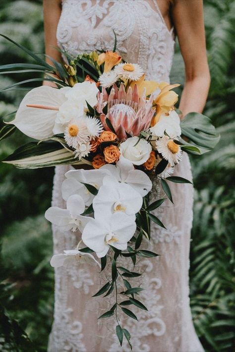 Tropical Flowers Bouquet, Tropical Bridal Bouquet, Orchid Bouquet Wedding, Tropical Wedding Bouquets, Protea Wedding, Tropical Wedding Theme, Exotic Wedding, Tropical Wedding Flowers, Orchid Bouquet