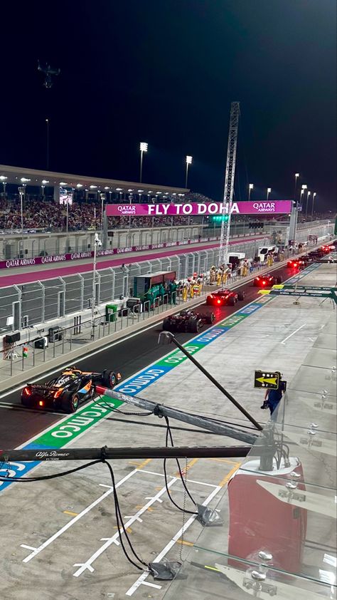 f1 qatar grandprix Qatar Grand Prix F1, Qatar Aesthetic, Positive Living Quotes, F1 Circuit, F1 Aesthetic, Bullet Journel, Sports Marketing, Racing Photos, Qatar Airways