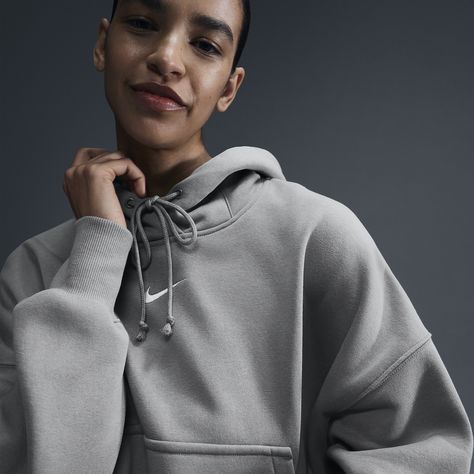 Nike Sportswear Phoenix Fleece Women's Over-Oversized Pullover Hoodie Nike Basic, Spooky Basket, Nike Sportswear Phoenix Fleece, Matching Sweats, Nike Brown, Luxury Loungewear, Brown Hoodie, Hoodie Allen, Basic Hoodie