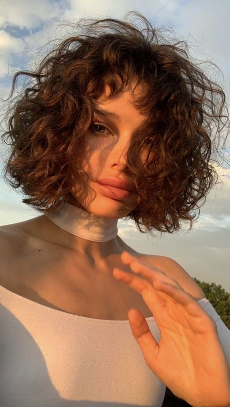 Different Haircuts For Curly Hair, Short Curly Hair Fringe, Short Wavy Hair With Layers And Bangs, Short Hair For Curly Hair Natural Curls, Perm Hair Short, Short Haircuts For Curly Hair Natural Curls, 2c Short Hair, Short Hair Cuts Curly, Permed Short Hair