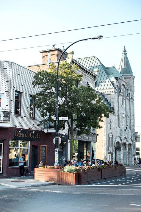 Hanging Out In Canada’s Most Vibrant Area: Mile End Montreal Friend Outings, Mile End Montreal, Travel Montreal, Mont Royal Montreal, Newfoundland Travel, Montreal Travel, Canada Summer, Mile End, Canada Trip