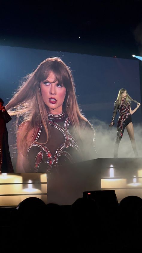 Taylor Swift Concert Tickets, Taylor Swift Tickets, Taylor Swift Fotos, Swift Tour, Estilo Taylor Swift, Dream Concert, Taylor Swift Concert, Swift 3, Taylor Swift Wallpaper