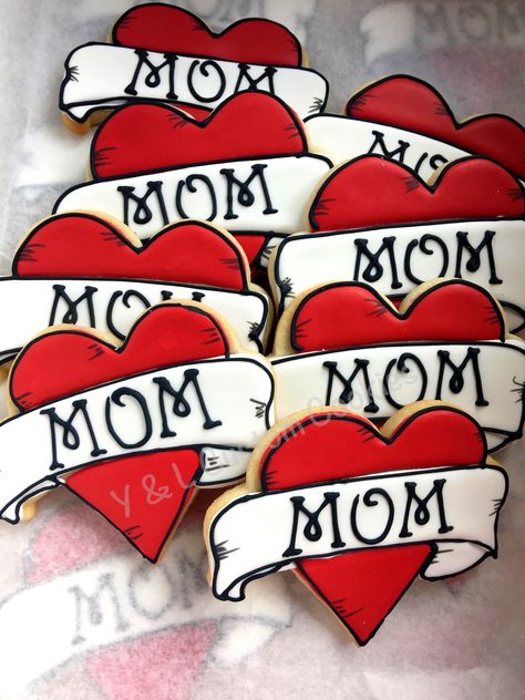 Tattoo Cookies, Tattoo Baby Shower, Festa Rock Roll, Mom Heart Tattoo, Tattoo Baby, Tattoo Themes, Mary Johnson, Hat Cookies, Rock A Bye Baby