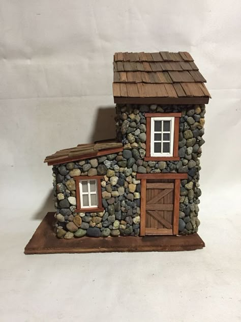 Building Bird Houses, Fairy House Crafts, Diy Nativity, Fairy House Diy, Fairy Garden Crafts, Cardboard House, Fairy Garden Houses, Sea Glass Crafts, House On The Rock