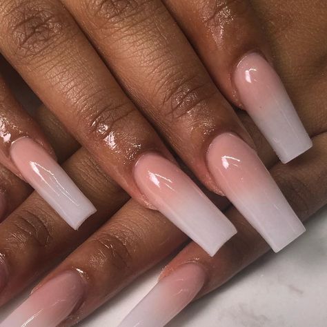 Pink And White Ombre Nails Tapered Square, Tapper Square Acrylic Nails Medium, Ombre Medium Nails, Long Ombré Nails, Clear Ombre Nails, Square Ombre Acrylic Nails, Gradiant Nails, Ombre Nails Coffin, Ombré Acrylic Nails