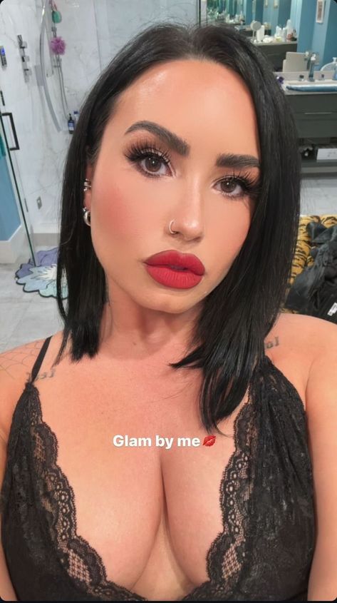 Demi Lovato 2024, Demi Lovato Without Makeup, Demi Lovato Instagram, Demi Lovato Disney, Demi Lovato Live, Demi Lovato Makeup, Gwen Stefani Pictures, Demi Lovato Hair, Demi Lovato Body