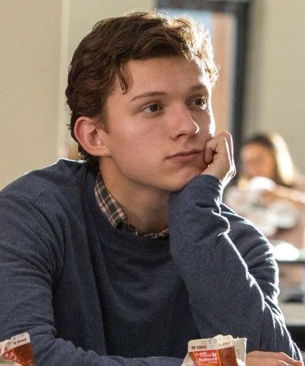 Tom Holland as Peter Parker in Spider-Man Homecoming K C Undercover, Tommy Holland, Marvel Man, Cuff Tattoo, Parker Spiderman, Tom Holland Imagines, Tom Holland Peter Parker, Fictional Men, Tom Holland Spiderman