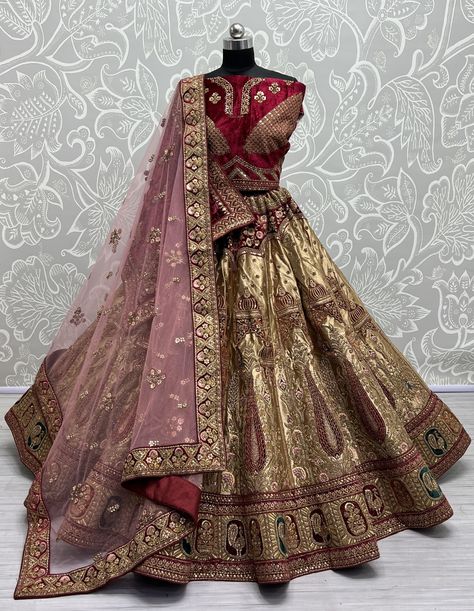 #lehengacholi #designerlehenga #bridallehenga #indianlehenga #weddinglehenga #lehengaforwomen#sabyasachilehenga #cholibollywood #skirtyellow #lehengablack #lehengacholi #ethnic lehenga #readymadelehenga #lehengastitched #lehengared #lehengapurple #Lehengabridal #lehengasblue #lehengagujarati #lehengalehengawedding# cholichaniya choli# indianweddinggift for hergirls weddinglehenga # weddingclothing #weddingcollection #lehenga #lehengadesigner #blousesabyasachi #lehengavelvet #blousevelvet Velvet Dupatta, Bridesmaid Lehenga, Velvet Lehenga, Lehenga Fabric, Work Lehenga, Festive Wedding, Velvet Blouse, Wedding Skirt, Embroidered Dupatta