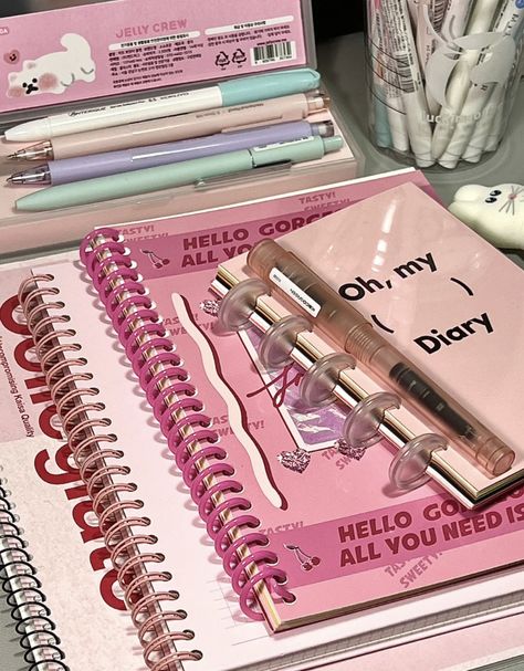 Kgymz Pink, Pink School Supplies, Studying Stationary, Pink Academia, Pretty School Supplies, Music Journal, School Bag Essentials, Cute School Stationary, Pretty Journals