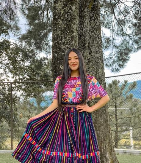 Guatemala Culture Traditional Dresses, Guatemala Clothing, Guatemalan Clothing, Spanish Girl, Spanish Outfits, Bird Girl, Dress Inspo, Free Stickers, Traditional Dresses