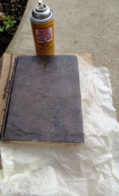 How to Age Books Diy Antique Book Cover, Diy Vintage Book Cover, Diy Spell Book Cover, Vintage Book Covers Diy, Creative Book Cover Design Ideas Handmade, Painting On Books, Altered Book Covers, Painted Book Covers, Diy Antique Books