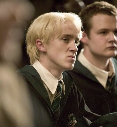 Drako Malfoy, Malfoy Family, Draco Malfoy Hot, Fictional Character Crush, Draco Malfoy Aesthetic, Lucius Malfoy, Draco And Hermione, Tom Felton Draco Malfoy, Draco Harry Potter