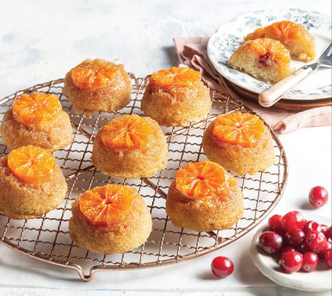 Upside Down Desserts, Cranberry Orange Cake, One Layer Cakes, Cranberry Cake, Orange Cupcakes, Orange Muffins, Cake Printing, Cranberry Orange, Orange Cake