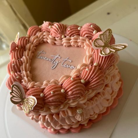 Cake Designs For Women, Latest Cake Designs, Latest Cake Design, Birthday Woman, Custom Cakes, Calgary, Cake Designs, Cake Decorating, Birthday Cake