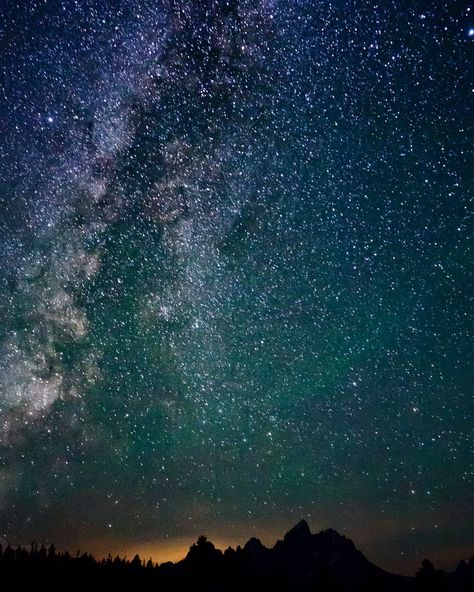 Wyoming Stargazing Itinerary: 5 Days Exploring Clear Night Skies Wyoming Night Sky, 20s Life, Travel Wyoming, National Park Lodges, Clear Night Sky, Wyoming Travel, True Freedom, Rock Springs, Forest And Wildlife