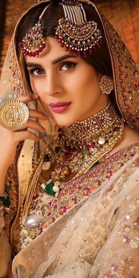 Maya Ali, Bridal Shoot, Pakistani Designers, Pakistani Actress, Bridal Collection, Designer Collection, Pink And Green, Crown Jewelry, Actresses