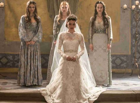 Wedding Dress Reveal, Movie Wedding Dresses, Reign Tv Show, Marie Stuart, Reign Mary, Tv Weddings, Reign Fashion, Reign Dresses, Mary Dress