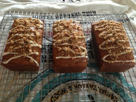 Applesauce Mini Loaves Mini Loaf Cakes, Loaf Pan Cake, Applesauce Bread, Mini Loaves, Applesauce Cake, Homemade Applesauce, Bread Snacks, Mini Loaf, Loaf Recipes