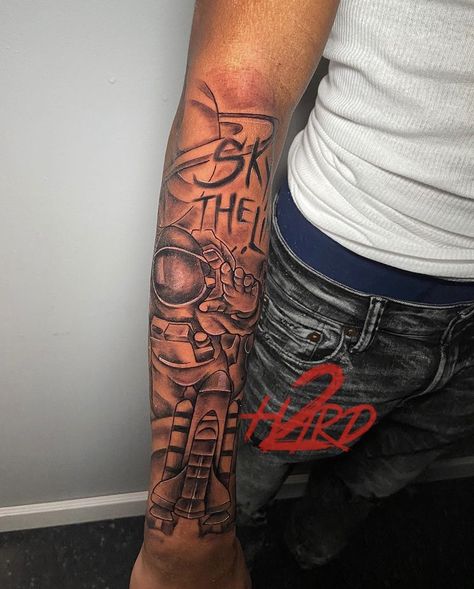 Dream Chaser Tattoo Forearm, Sky Is The Limit Tattoo Men, Arm Tattoos Black, Wing Tattoo Men, Rare Tattoos, Tattoo Ideas Males, Forearm Tattoo Quotes, Best Neck Tattoos, Cool Shoulder Tattoos