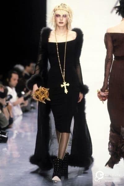 Runway Fashion Couture, Ropa Diy, Agent Provocateur, John Galliano, Dark Fashion, Up Girl, Goth Fashion, Mode Inspiration, Look Cool