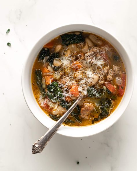 Italian White Bean Soup, Kale And Sausage, Bean And Sausage Soup, White Bean Kale Soup, Tuscan Bean Soup, Sausage And Kale Soup, Tuscan Kale, White Bean Soup Recipes, Tuscan Soup