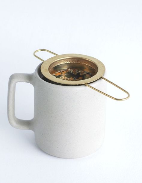 Functional and beautiful. This is a must have tea steeper for all of your instagrammable posts. Chinese Herbal Tea, Tea Steeper, Gua Sha Tools, Herbal Tea Blends, Steeped Tea, Tea Blends, Tea Accessories, Loose Leaf Tea, Herbal Tea