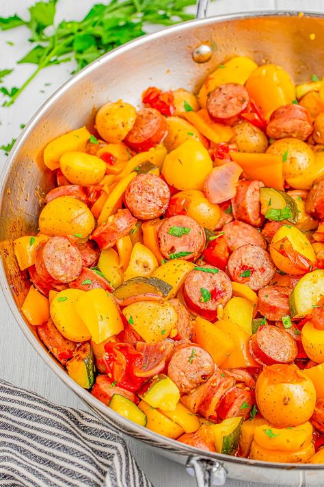 30-Minute Sausage and Veggie Skillet — 🙌🏻💛🧡 An EASY, 30-minute, one-skillet recipe that’s made with smoked sausage, potatoes, bell peppers, zucchini, and more! It’s a FLEXIBLE recipe that works with your favorite type of sausage. It's the PERFECT way to enjoy whatever fresh veggies are in season or clean out your produce drawer and for busy weeknights when you need to get dinner on the table in a hurry! Sausage And Veggie Skillet, Smoked Sausage Potatoes, Produce Drawer, Veggie Skillet, Fish Pasta, Sausage Dinner, Skillet Dinner Recipes, Averie Cooks, One Skillet Meals