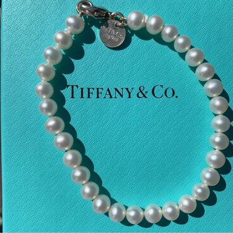 Authentic Tiffany & Co. Ziegfeld Pearl Sterling Silver Bracelet (7 in.) Tiffany And Co Pearl Bracelet, Tiffany Pearl Bracelet, Tiffany Co Bracelets, Tiffany Pearls, Gift Tissue Paper, Bday Wishlist, Tiffany And Co Bracelet, The Jazz Age, Silver Pearl Bracelet