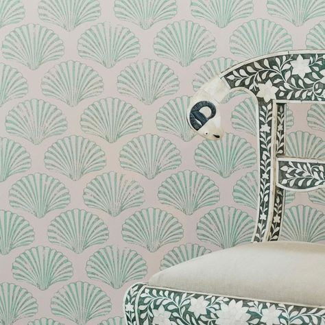 Vanessa Barneby on Instagram: “🐚 S C A L L O P S H E L L 🐚 Another new #wallpaper (and fabric) launching next week at @designcentrech - in the prettiest soft plaster…” Shell Wallpaper, British Beach, British Beaches, Coastal Wallpaper, Headboard Styles, Animal Print Fabric, Animal Print Wallpaper, How To Hang Wallpaper, Rug Buying Guide