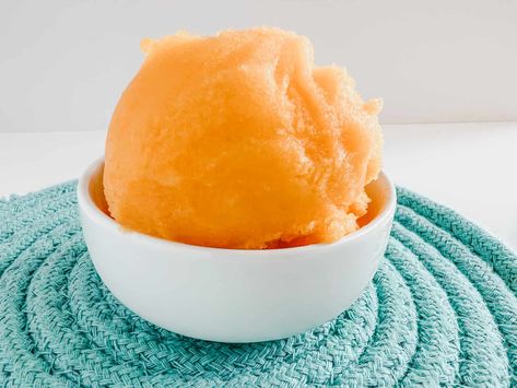 Peach Ice Cream Recipe, Dole Whip Recipe, Ice Cream Recipes Machine, Strawberry Ice Cream Recipe, Vanilla Ice Cream Recipe, Orange Sorbet, Low Carb Ice Cream, Ice Cream Maker Recipes, Peach Ice Cream