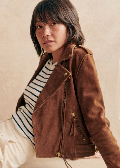 Zig Jacket - Camel Suede - Goat leather - Sézane Suede Biker Jacket Outfit, Tan Leather Jacket Outfit, Midwest Style, Biker Jacket Outfit, Suede Jacket Outfit, Fall Jackets Outfit, Suede Jacket Women, Leather Jacket Outfit, Jacket Outfit Women