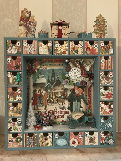 Advent calendar vintage Diy Wood Advent Calendar, Wood Advent Calendar Diy, Diy Wooden Advent Calendar, Vintage Advent Calendar, Wooden Advent Calendar Ideas, Handmade Advent Calendar, Wood Advent Calendar, Calendar Vintage, Advent Calendar Boxes