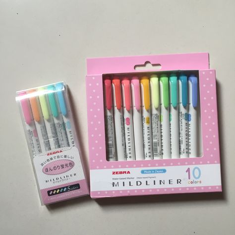 Mild Liners, Sarasa Pens, Drawing Bts, Stationery Haul, Preppy School Supplies, Stationery Obsession, Colorful Stationery, Cute Stationary School Supplies, Study Stationery