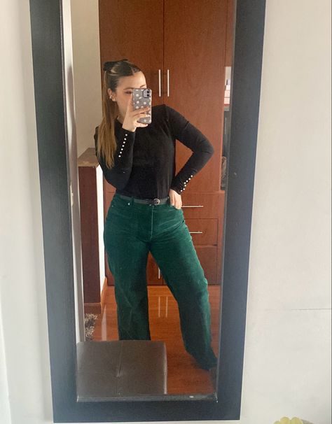 Dark Green Jeans Outfit, Dark Green Pants Outfit, Green Jeans Outfit, Dark Green Jeans, Green Pants Outfit, Dark Green Pants, Green Jeans, Green Pants, Jeans Outfit