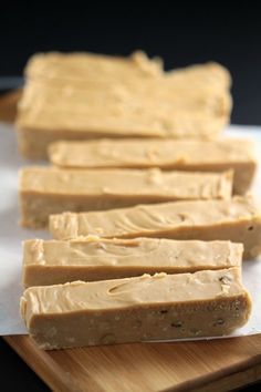 Super rich and ever-so-creamy, this Old Fashioned Maple & Walnut Fudge is the perfect treat for maple syrup season. Made with real Maple Syrup, cream, butter and walnuts, it doesn't get any better than this! Uses For Maple Cream, Maple Fudge With Sweetened Condensed Milk, Maple Walnut Fudge With Real Maple Syrup, Maple Fudge With Maple Syrup, Maple Fudge Easy, Maple Nut Goodies Recipe, Maple Desert, Easy Maple Fudge, Maple Fudge Recipe