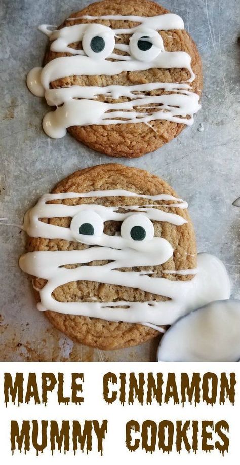 These chewy and delicious maple cinnamon cookies become mummies quickly and easily. They are a perfect Halloween treat! #halloween #cookies #dessert #maple #recipe @CookingwCarlee Party Motto, Mummy Cookies, Halloween Backen, Halloween Deserts, Recipes Halloween, Dessert Halloween, Postres Halloween, Recetas Halloween, Halloween Food Dinner