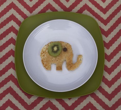 Elephant food Kids Pancakes, Elephant Food, Shaped Pizza, Breakfast Recipes Kids, Kids Breakfast, Special Birthday Cakes, Pancake Art, Picky Kids, Elephants Never Forget