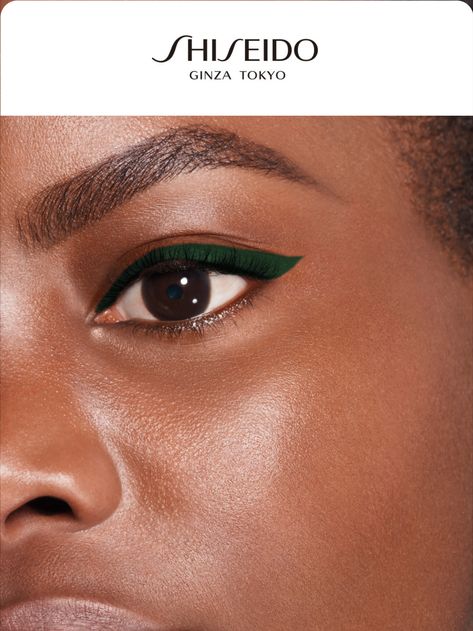 Easy colored wing eyeliner featuring Shiseido Kajal InkArtist. The perfect dark green for fall. Eyeliner Under Eye, Bumps Under Eyes, Cat Eye Makeup Tutorial, How To Do Eyeshadow, Wing Eyeliner, How To Do Eyeliner, Green Eyeliner, Lash Application, Kajal Eyeliner