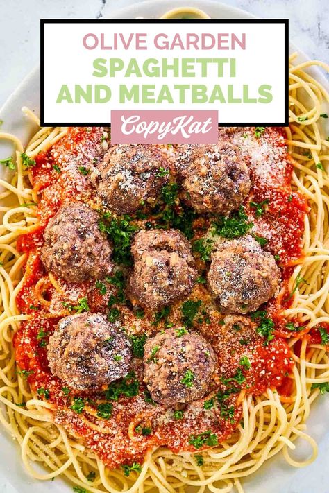 Make delicious spaghetti and meatballs at home with this easy Olive Garden copycat recipe. Learn how to make Olive Garden spaghetti and meatballs for a comforting and crowd-pleasing homemade dinner. Serve with an Italian garden salad and breadsticks for a true Olive Garden experience. Olive Garden Spaghetti, Meatballs For Dinner, Pasta And Meatballs, Olive Garden Pasta, Pasta At Home, Garden Pasta, Copycat Recipes Olive Garden, Delicious Spaghetti, Olive Garden Copycat