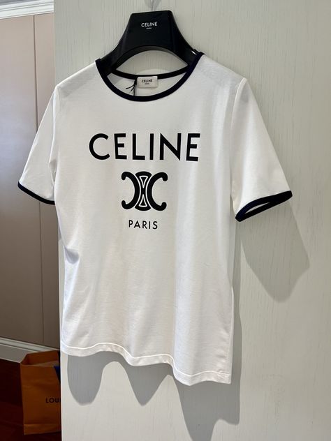 Celine Tshirt Outfit, Chanel T Shirts Women, Chanel Tshirt, Chanel T Shirt, Tshirt Pattern, Home Outfit, Pink Logo, Casual Style Outfits, Dream Clothes