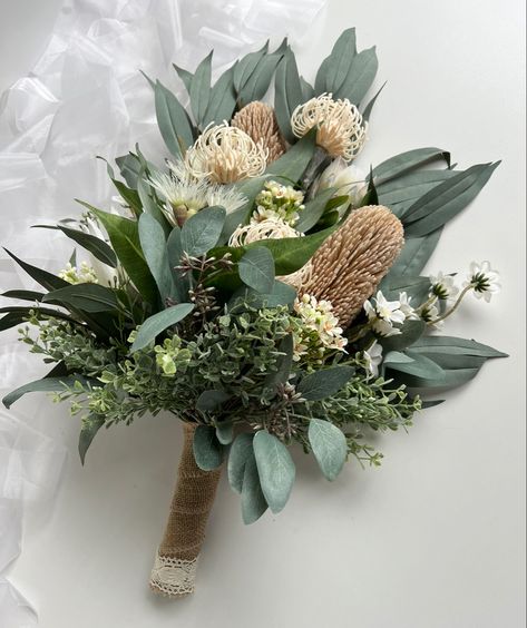 Brown Beige Wedding, Beige Wedding Bouquet, Green Brown Wedding, Moss Wedding, Garden Escape, Green Wedding Bouquet, Flower Wedding Bouquet, Flower Boquet, Oc Board