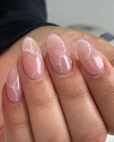 Lake Country Nail Artist on Instagram: “One of my favourite designs to do: Subtle rose quartz 🤍 Would you try quartz nails? Or have you alrwady?😘💖💎 #rosequartz…” Marble Nails Ideas, Fall Marble Nails, Rose Quartz Nails, Bridal Nails Designs, Quartz Nails, Elegant Manicure, Country Nails, Summer Nails Beach, Watermelon Nails