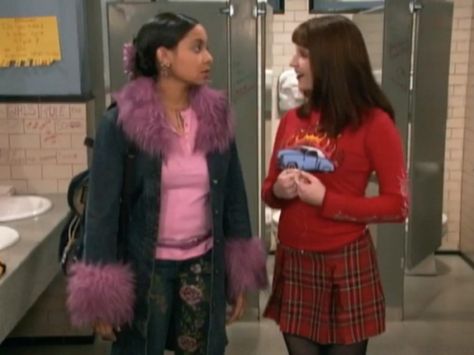 Chelsea Daniels, 2000s Tumblr, Raven Outfits, 90s Early 2000s Fashion, So Raven, 90s 2000s Fashion, That's So Raven, 00s Fashion, Early 2000s Fashion