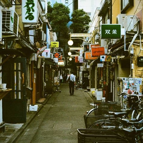 Golden Gai – Shinjuku [OC] by itoa5t The post Golden Gai – Shinjuku [OC] appeared first on Alo Japan. Golden Gai, Japan Photo, Japan