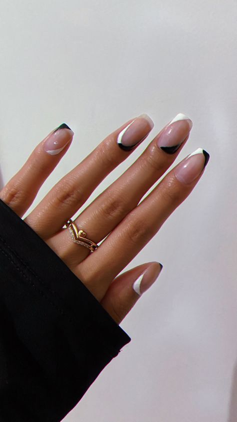 White Nails, Art Deco, Nail Art, Tattoos, Nails, Makeup, White, Beauty, Art