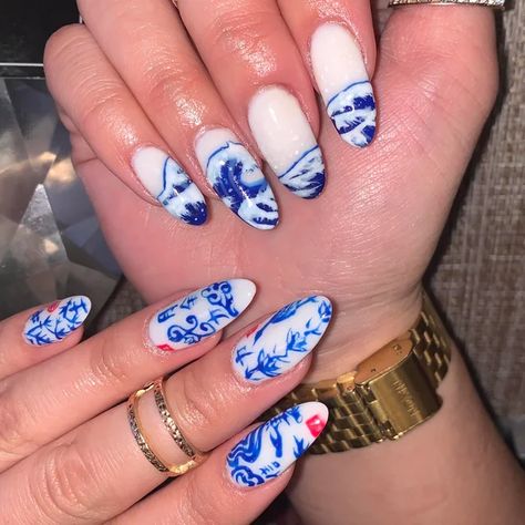 China Print Nails, Chinese Porcelain Nails, Ceramic Nails Design, Porcelain Nails Design, Fine China Nails, Chinese Style Nails, Porcelain Nail Art, Chinese Nail Art, Chinese Nails Designs