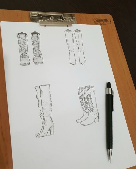 How To Draw Boots Step By Step, How To Draw Boots Front View, Design Shoes Drawing, Boots Sketch, Drawing Outfits, Fashion Figure Drawing, Fashion Drawing Sketches, Fashion Drawing Tutorial, Shoe Making